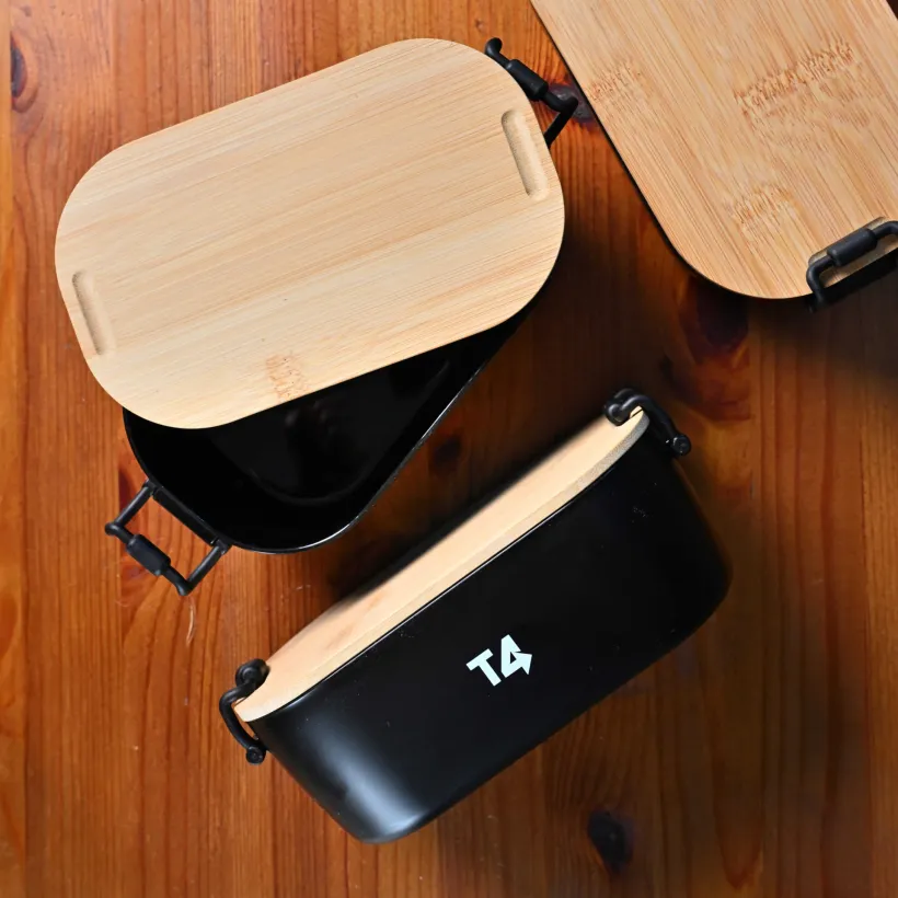 T4 Lunch Box
